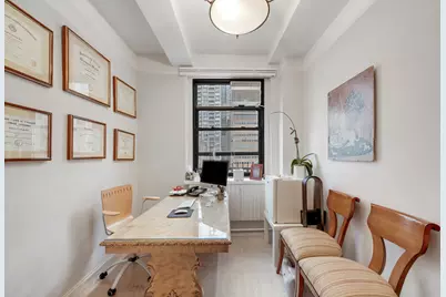 115 E 61st Street #10A, New York City, NY 10065 - Photo 3