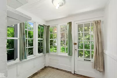 40-21 48th Street, New York City, NY 11104 - Photo 7