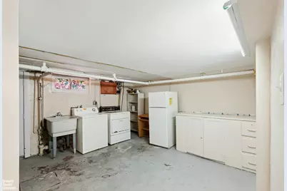 40-21 48th Street, New York City, NY 11104 - Photo 15