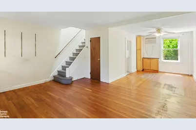 40-21 48th Street, New York City, NY 11104 - Photo 3