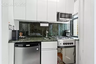 339 E 58th Street #9B, New York City, NY 10022 - Photo 3