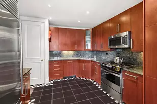 351 E 51st St, New York City, NY 10022 - Photo 3