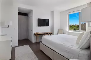 321 W 110th St, New York City, NY 10026 - Photo 9