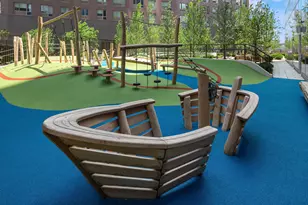 252 South St, New York City, NY 10002 - Photo 9