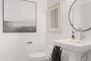 422 E 72nd St, New York City, NY 10021 - Photo 21