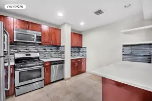 11-46 Welling Ct, New York City, NY 11102 - Photo 3