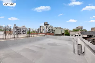 11-46 Welling Court, New York City, NY 11102 - Photo 19