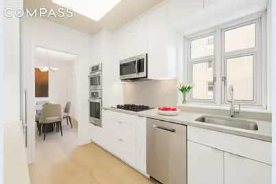 20 E 9th Street #7V, New York City, NY 10003 - Photo 7