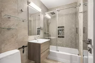 118 E 60th St, New York City, NY 10022 - Photo 9