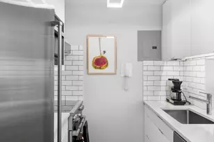 1065 Park Ave, New York City, NY 10128 - Photo 5