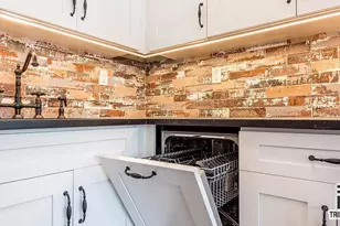 80 Graham Ave, New York City, NY 11206 - Photo 9