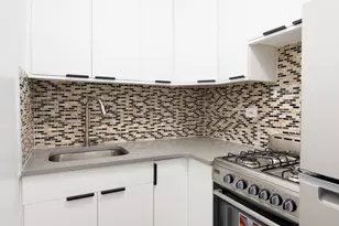 520 E 81st St, New York City, NY 10028 - Photo 7