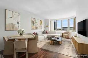 500 W 43rd St, New York, NY 10036 - Photo 1