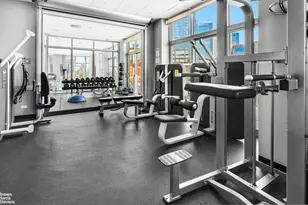 500 W 43rd St, New York, NY 10036 - Photo 7