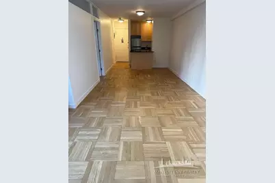 435 E 79th Street #3M, New York City, NY 10075 - Photo 1