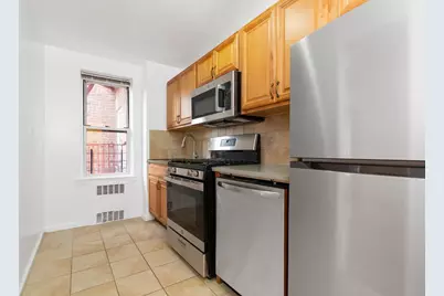 67-07 Yellowstone Boulevard #5G, Forest Hills, NY 11375 - Photo 1