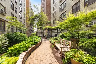 433 E 51st St, New York City, NY 10022 - Photo 13