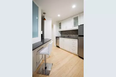 150 W 51st Street #1623, New York City, NY 10019 - Photo 7