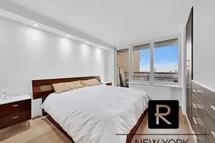 330 E 38th St, New York City, NY 10016 - Photo 5