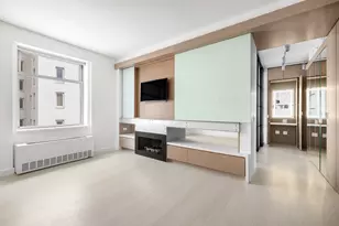 100 W 58th St, New York City, NY 10019 - Photo 7