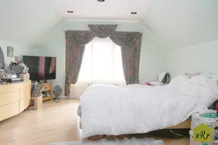 59 Bay 29th St, New York City, NY 11214 - Photo 9