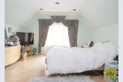 59 Bay 29th Street, New York City, NY 11214 - Photo 9