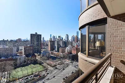 330 E 38th Street #24a, New York City, NY 10016 - Photo 13