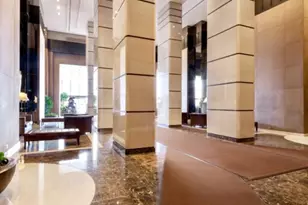 330 E 38th St, New York City, NY 10016 - Photo 17