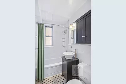 153 Bennett Avenue #3E, New York City, NY 10040 - Photo 13