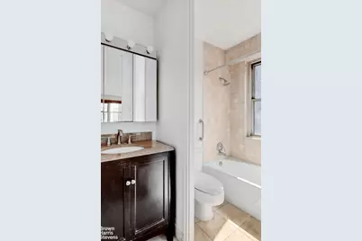 300 E 40th Street #6D, New York City, NY 10016 - Photo 5