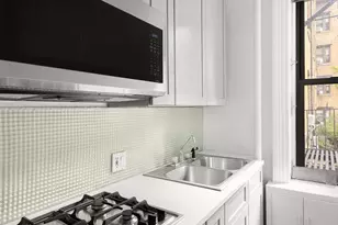 615 W 113th St, New York City, NY 10025 - Photo 3