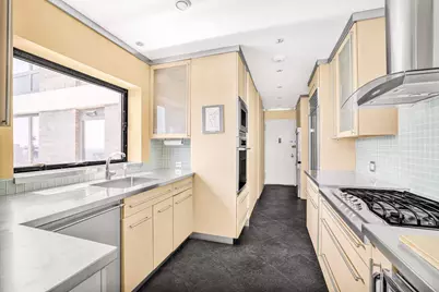 425 E 58th Street #28B, New York City, NY 10022 - Photo 5