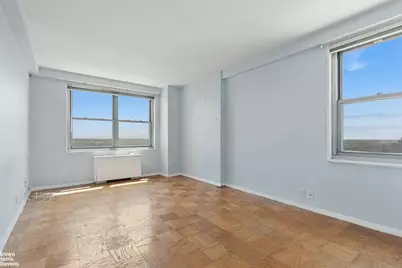 70-25 Yellowstone Boulevard #21R, New York City, NY 11375 - Photo 7