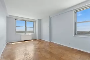 70-25 Yellowstone Blvd, New York City, NY 11375 - Photo 7