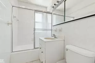 70-25 Yellowstone Blvd, Forest Hills, NY 11375 - Photo 7