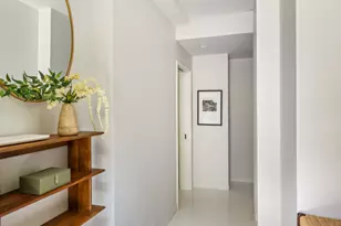 61 W 9th St, New York City, NY 10011 - Photo 9