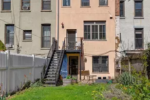 544 Pacific St, New York City, NY 11217 - Photo 13
