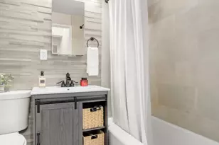 136 E 76th St, New York City, NY 10021 - Photo 7