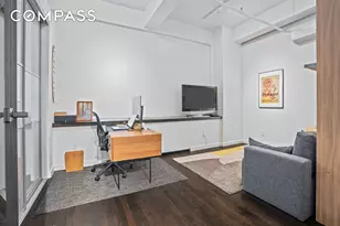 335 W 38th St, New York City, NY 10018 - Photo 19