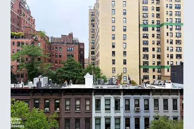 315 E 69th Street #7G, New York City, NY 10021 - Photo 9