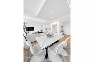 322 W 57th St, New York City, NY 10019 - Photo 7