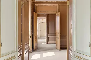 781 5th Ave, New York City, NY 10022 - Photo 5