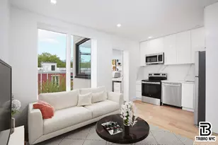 13 N Elliott Pl, New York City, NY 11205 - Photo 3