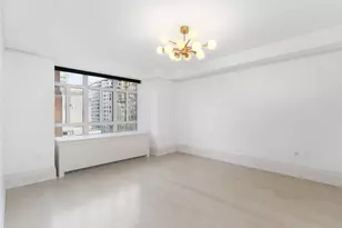 21 E 61st St, New York City, NY 10065 - Photo 15