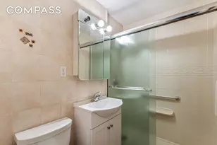 54-44 Little Neck Pkwy, New York City, NY 11362 - Photo 13