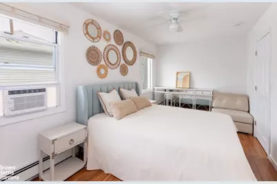 5 Cyrus Avenue, New York City, NY 11229 - Photo 9