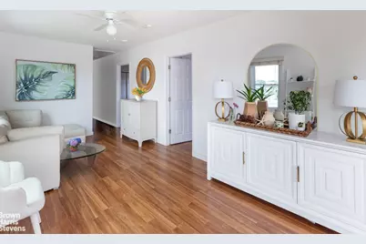 5 Cyrus Avenue, New York City, NY 11229 - Photo 7