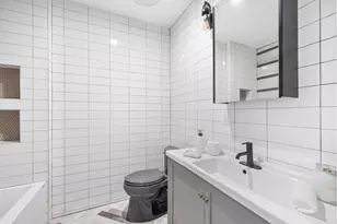 219 Weirfield St, New York City, NY 11221 - Photo 9