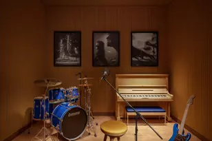 201 E 23rd St, New York City, NY 10010 - Photo 15