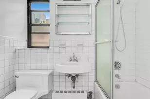 301 E 48th St, New York City, NY 10017 - Photo 7